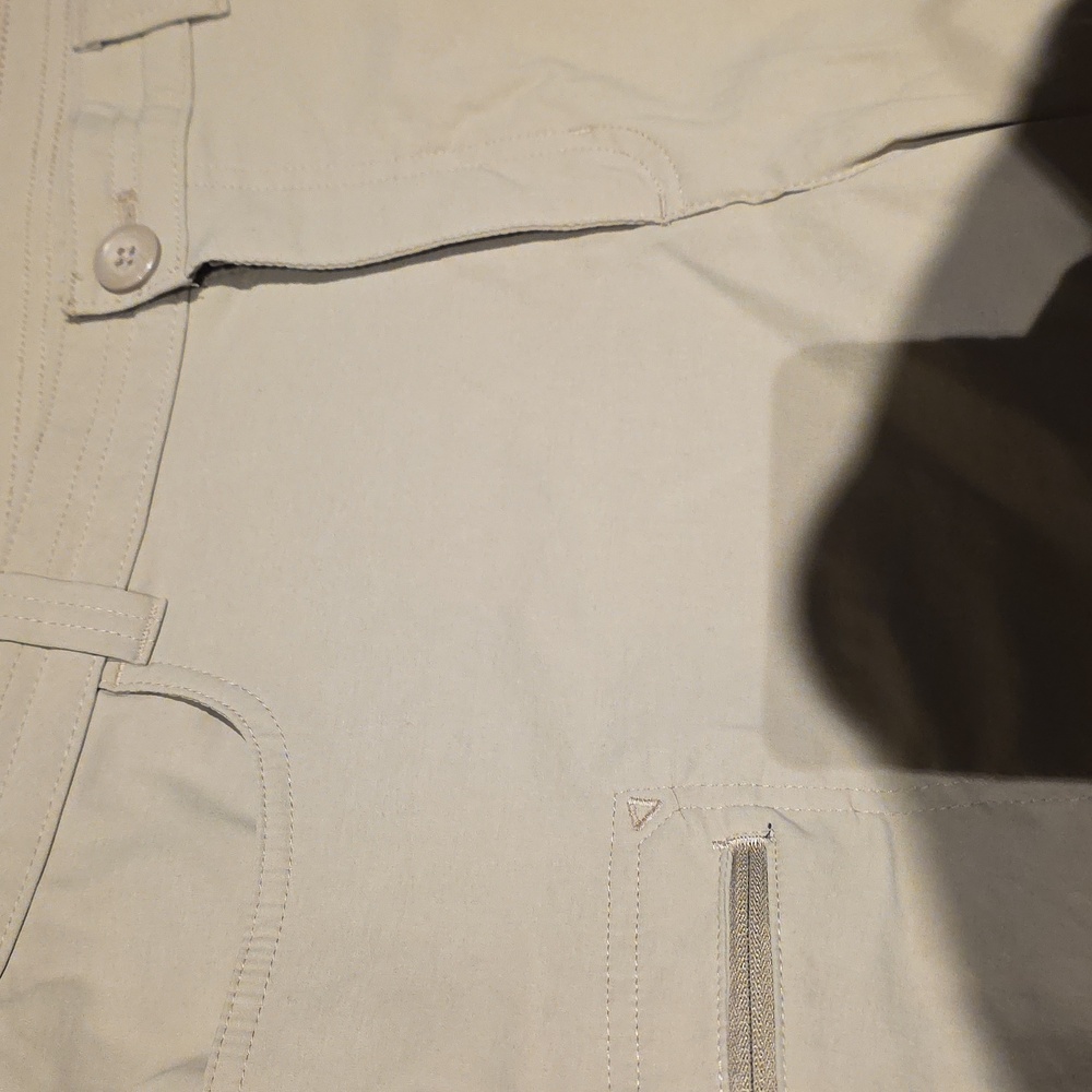 Women's Tan Shorts Eddie Bauer Sz16 - Picture 2 of 5